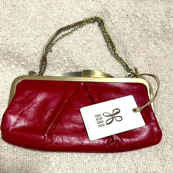 HOBO 30th Anniversary Limited Edition Cardinal Red Hayley Wristlet NWT - Picture 1 of 8